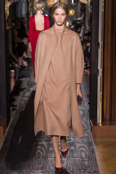 Look 36